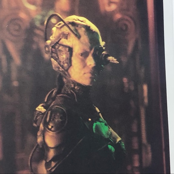 THE STAR TREK SCRIPTS: Book 2: …SEVEN OF NINE… - Picture 4 of 15